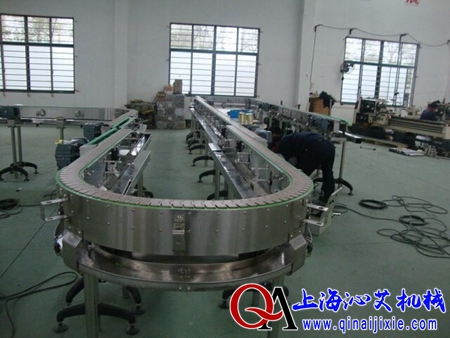 180度轉(zhuǎn)彎鏈板輸送機(jī)